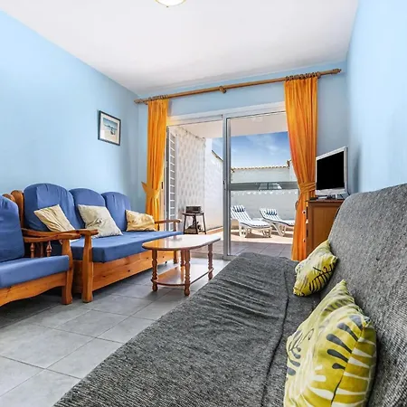 Apartment Schoene Mit Terrasse In